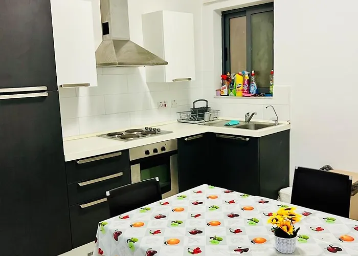 Huge And Stylish, St Julian's 2br With 2 Baths