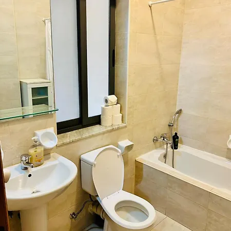 Apartment Huge And Stylish, St Julian's 2br With 2 Baths *