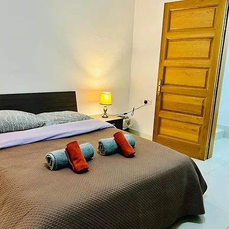 Huge And Stylish, St Julian's 2br With 2 Baths * Saint Julian's