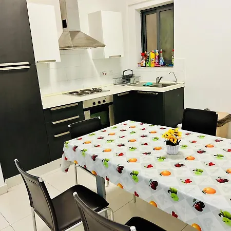 아파트 Huge And Stylish, St Julian's 2br With 2 Baths
