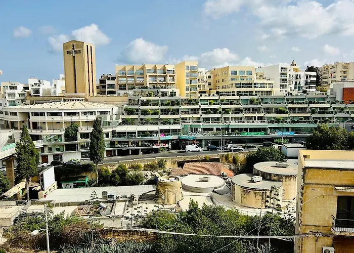 Huge And Stylish, St Julian's 2br With 2 Baths *