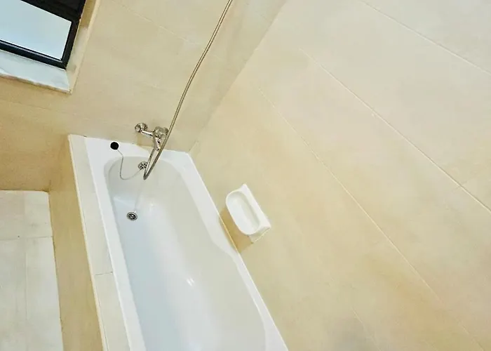 Appartamento Huge And Stylish, St Julian's 2br With 2 Baths