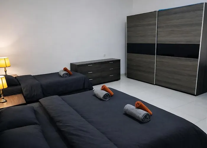 Huge And Stylish, St Julian's 2br With 2 Baths *